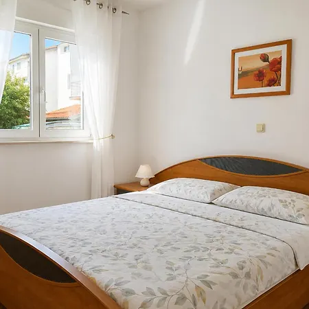 Apartamento 1 Bedroom Lovely In Sukošan